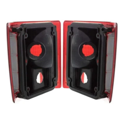 Pair of Tail Light Lens Fits GMC R2500 Suburban SLE 5.7 6.2L 7.4L 1990 GM2808111 - Image 1 of 3