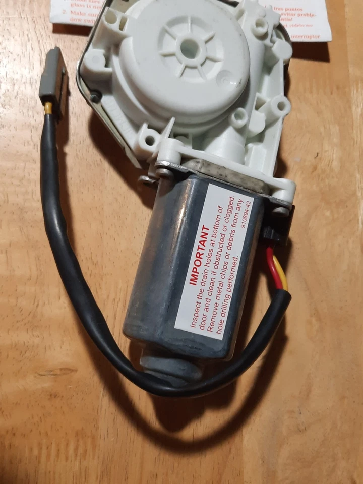 Motor de janela de energia A 1 Cardone 42-318 97-2002 Expedition 99-2003 F150 - Imagem 1 de 4