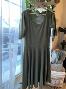 LuLaRoe Nicole Green Solid Blank Dress Soft Comfy Casual Fit Flare Womens L - Picture 1 of 4