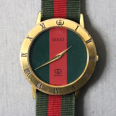 Швейцарские мужские кварцевые часы Running Gucci 3001 M безель с римскими цифрами - Изображение 1 из 4
