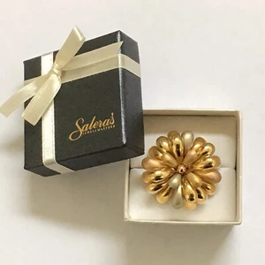 18ct Yellow Gold Flower Brooch, Round. Diameter 3.8 cm & Weight 13.88 g - Picture 1 of 16