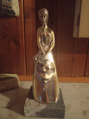 Statuetta Ottaviani argento 800  35 grammi punzonato - Immagine 1 di 4