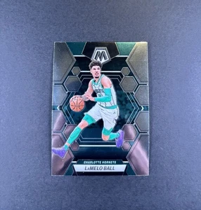 2022-23 Mosaic LaMelo Ball #151 Charlotte Hornets - Foto 1 di 2