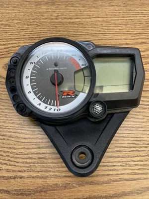 SUZUKI GSX-R600 2008-2009 SPEEDOMETER METER TACHOMETER PART # 34120-37H20 - Image 1 of 4