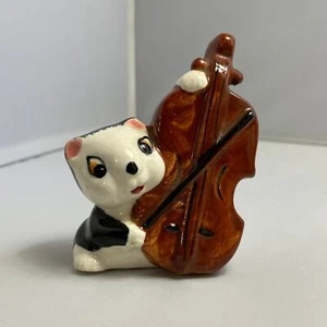 Japan 50's Kitsch Ceramic Skunk Anthropomorphic Figurine Playing Cello Bass - Picture 1 of 7