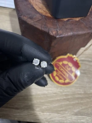 14k Gold VVS Diamond Earrings - Image 1 of 4