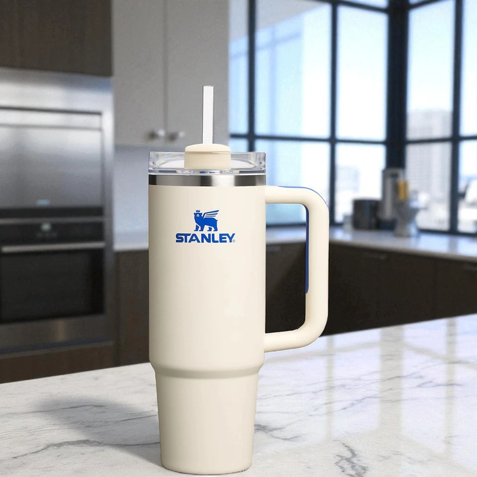 Stanley Quencher H2.0 FlowState 40oz Tumbler - Black