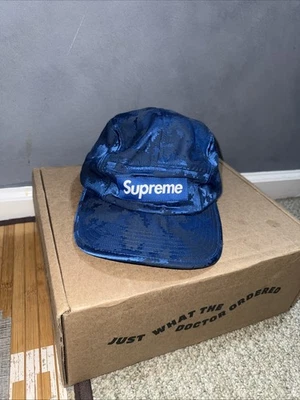 Supreme NYC DIGI 迷彩数字盒露营帽 CDG 缎面蓝色 2020 复古帽子 — 第 1/4 张图片