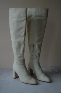 ZARA Ecru Off Blanco Cuero Alto hasta la rodilla Botas encorvadas bloggers raras US6.5 37 - Imagen 1 de 24