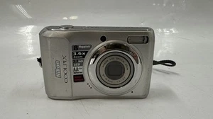Nikon Coolpix L19  8MP 3x Optical Zoom EB-17707 - Picture 1 of 6