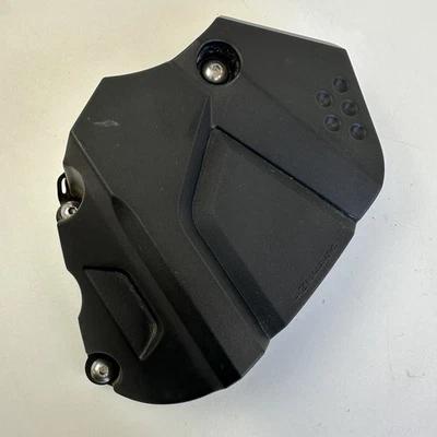 Cubierta piñón lateral motor delantero Suzuki DL650 v-strom 2020 11361-28K00 Foto 1 de 4