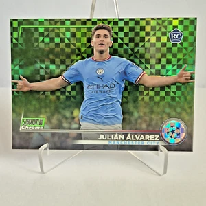 Topps Stadium Club Chrome RC/Rookie Julián Álvarez /175 grün X-Fractor Man City - Bild 1 von 3