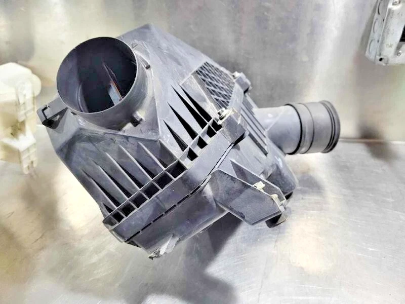 2003-2004 Honda Accord 2.4L Air Intake Box Cleaner Assembly OEM Foto 1 de 1