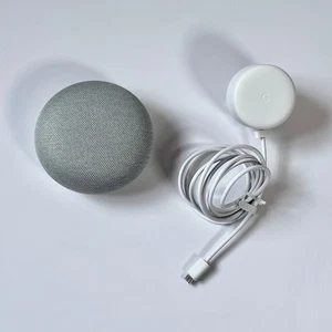 Altavoz inteligente Google Home Nest Mini 1ª generación - Imagen 1 de 5