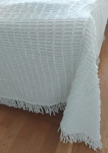 Vintage John Lewis Jonelle Classic White 'Candlewick' Fringed Double Bedspread - Picture 1 of 5