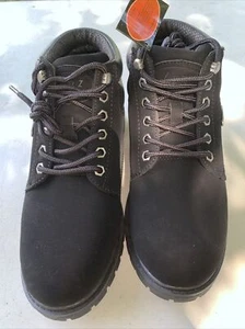 lugz mens size 8 black low cut work boot Shelf #129 - Picture 1 of 3