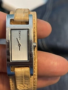 Dkny ladies watch - Picture 1 of 7