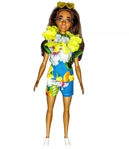 OOAK Fashionistas Fashion Doll 217 wearing Summer Outfit Hawaiian Lei Luau Decor - Picture 1 of 22