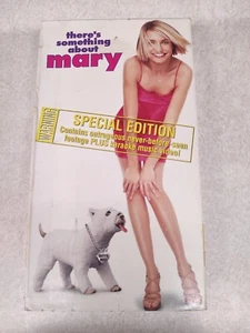 There's Something About Mary (VHS 1999) Ben Stiller Comedy **Buy 2 Get 1 Free** - Picture 1 of 3