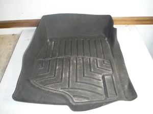 GMC Yukon XL 2007 WeatherTech alfombrilla para todo tipo de clima delantera de pasajero 2007-2014 - Imagen 1 de 8