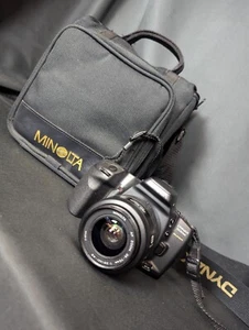 Minolta Dynax 500si Super 35mm SLR with 35-70 Lens AF Zoom With Case. - Picture 1 of 13