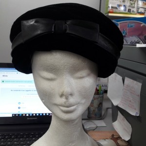 CAPPELLO DONNA VINTAGE DA COLLEZIONE