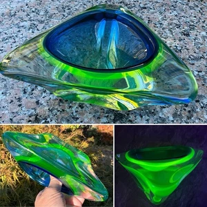 Vintage Murano Flávio Poli SEGUSO URAN Sommerso KUNSTGLAS HERZSTÜCK SCHALE 7" - Bild 1 von 11