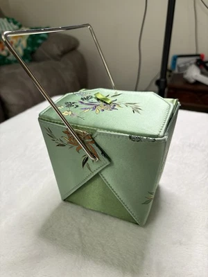 Yans NY Brocade Take Out 钱包 绿色 — 第 1/4 张图片