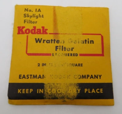 Kodak No. IA Skylight Filter - Wratten Gelatin Filter 2 in 5.1cm Square - Image 1 of 2