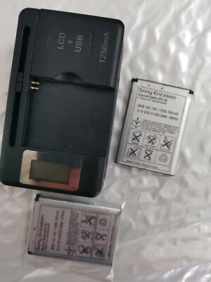 Batería BST-36 + Cargador LCD para Sony Ericsson J300 K510i Z550a K310 J300C  Foto 1 de 4