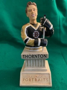 Retratos clásicos de Joe Thornton Boston Bruins Mini-Busto 2002-03 UD - CAJA ORIGINAL - Imagen 1 de 9