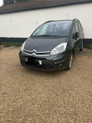 Citroen C4 , Grand Picasso. Diesel Black. 7 Seats. 2013, 65,000, 1 yr MOT left - Image 1 of 4