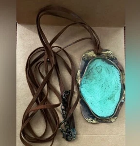 TURQUOISE veined stone pendant NECKLACE leather chain Rustic Brass Setting - Picture 1 of 4