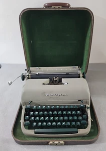 1950’s Remington Letter-Riter Typewriter With Hard Case - Picture 1 of 17
