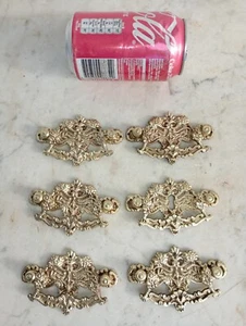 Hermoso juego de seis herrajes para muebles antiguos de latón tiradores de cajón vintage - Imagen 1 de 11