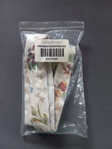 Longaberger Fabric Liner in Botanical Fields For Small Harvest Blessing Basket Cover