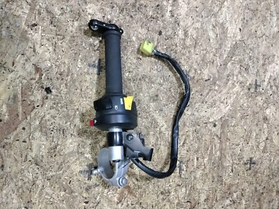 SUZUKI GSXR 600 GSXR 750 2004-2005 CLIP IZQUIERDO EN MANILLAR CON INTERRUPTORES Y PALANCA Foto 1 de 4