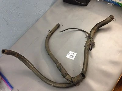 YAMAHA MOUNTAIN MAX 700 TRIPLE RADIADOR MANGUERA DE LLENADO ENTRADA MOTOR 2000 00 Foto 1 de 4