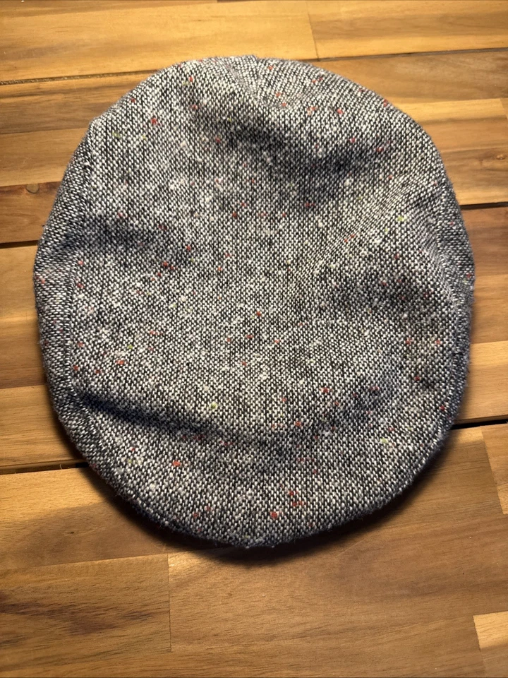 Boné Newsboy Donegal Tweed Vintage Anos 70–80 Grande 71/4–73/8 Fabricado nos EUA Fabricado nos EUA Chapéu de Lã União ACTWU - Imagem 1 de 4
