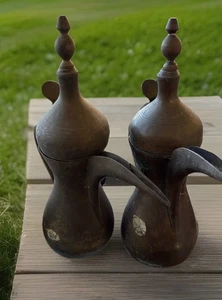 2 Dallah Saudi Arabia Islamic Omani Middle East Arabic Coffee Pot 28cm Signed 2 - Picture 1 of 14