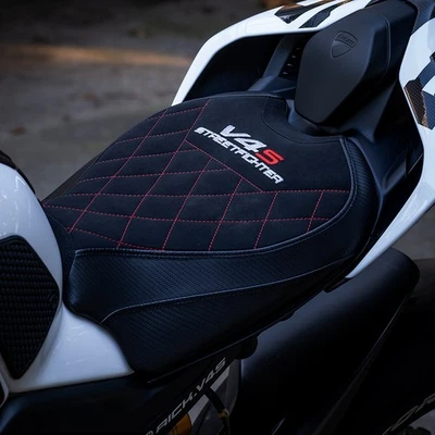 Cubierta de asiento efecto terciopelo Ducati Streetfighter V4S 2020-2023 TPZ Italia Foto 1 de 4