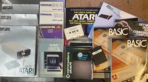 Más de 10 guías y manuales de usuario diversos de Atari y Commodore + 2 discos - Imagen 1 de 1