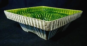 PLATO VINTAGE MAURICE OF CALIFORNIA - 8" DORADO / BLANCO - ¡HERMOSO VERDE POR DENTRO! - Imagen 1 de 6
