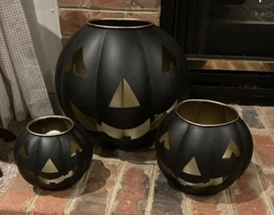 Pottery Barn JACK-O-LANTERNs 3er Set KLEIN MITTEL GROSS SCHWARZ Metall KÜRBIS NEU - Bild 1 von 2