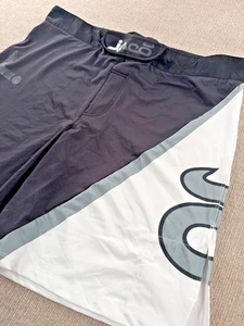 JACO Shorts Men 38 White/Black MMA Fighting Training Performance Stretch (Flaws) - Picture 1 of 12