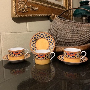 3 tazas y platillos planos Laure Japy Grenade 2 1/4" mango blanco Limoges Francia COMO NUEVO - Imagen 1 de 13