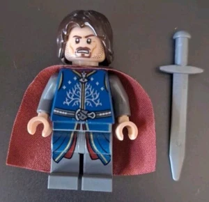LEGO MINIFIGURE KING ARAGORN - LORD OF THE RINGS FROM SET 79007 - COMPLETE VGC - Picture 1 of 7
