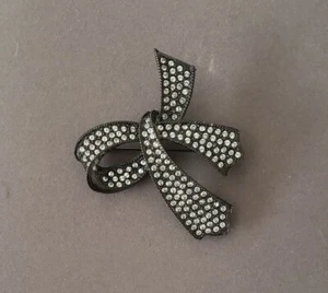Beautiful Kirks Folly clear rhinestone bow brooch - Picture 1 of 4