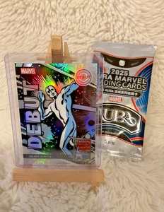 2025 Kakawow Aura Marvel AM-CI-08 Silver Surfer Refractor DEBUT - Bild 1 von 2