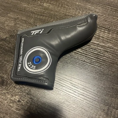 New Cleveland TFi 2135 Blade Putter Headcover Excellent Gray Blue White - Image 1 of 4